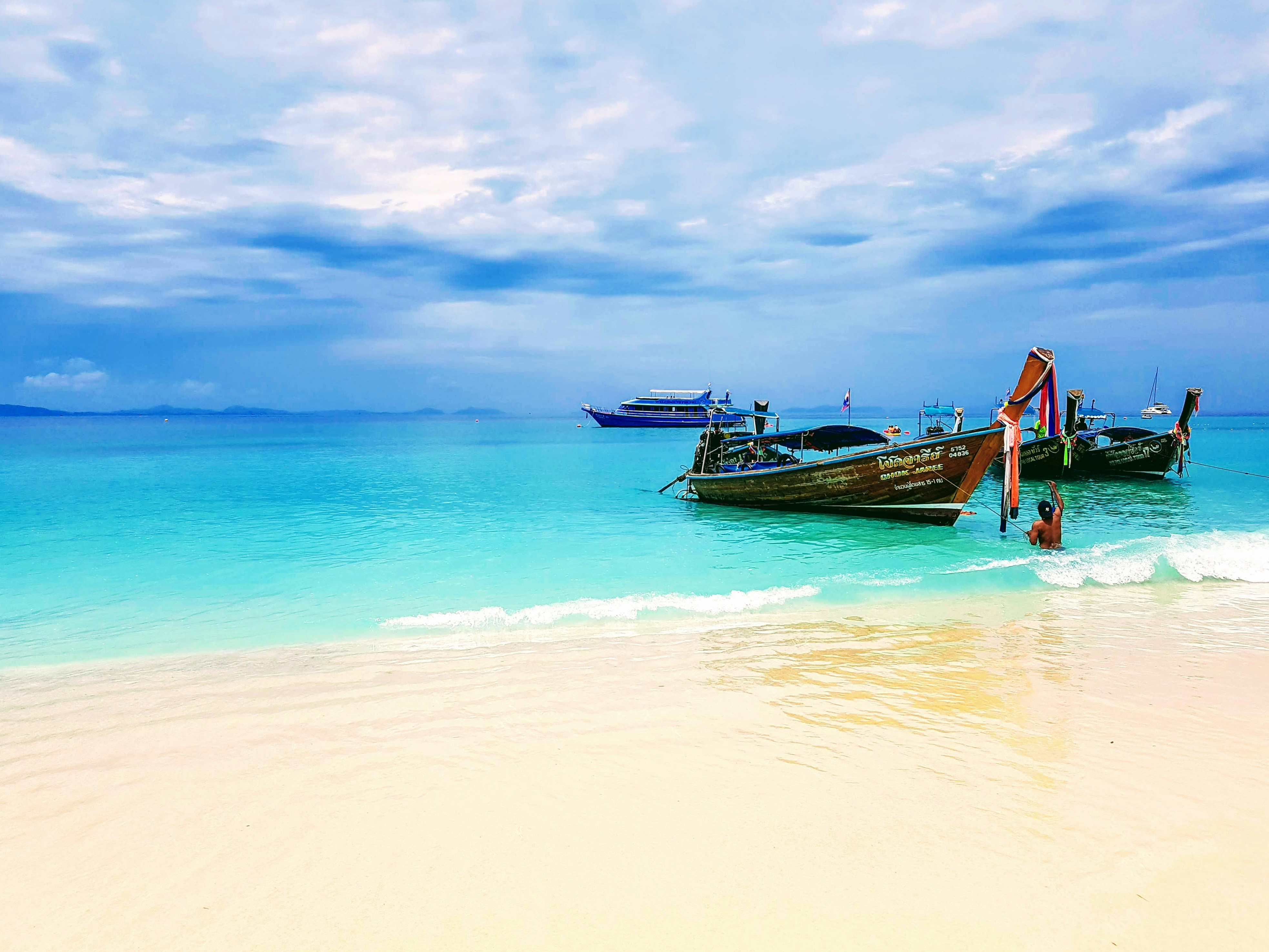 Thailand (Phuket) – Tropenurlaub im Oktober 2026